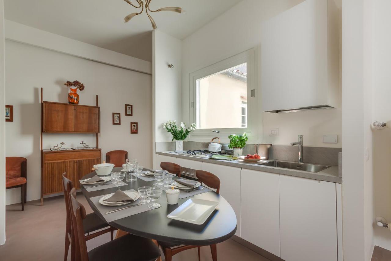 Apartments Florence - Santa Maria Balcony 외부 사진