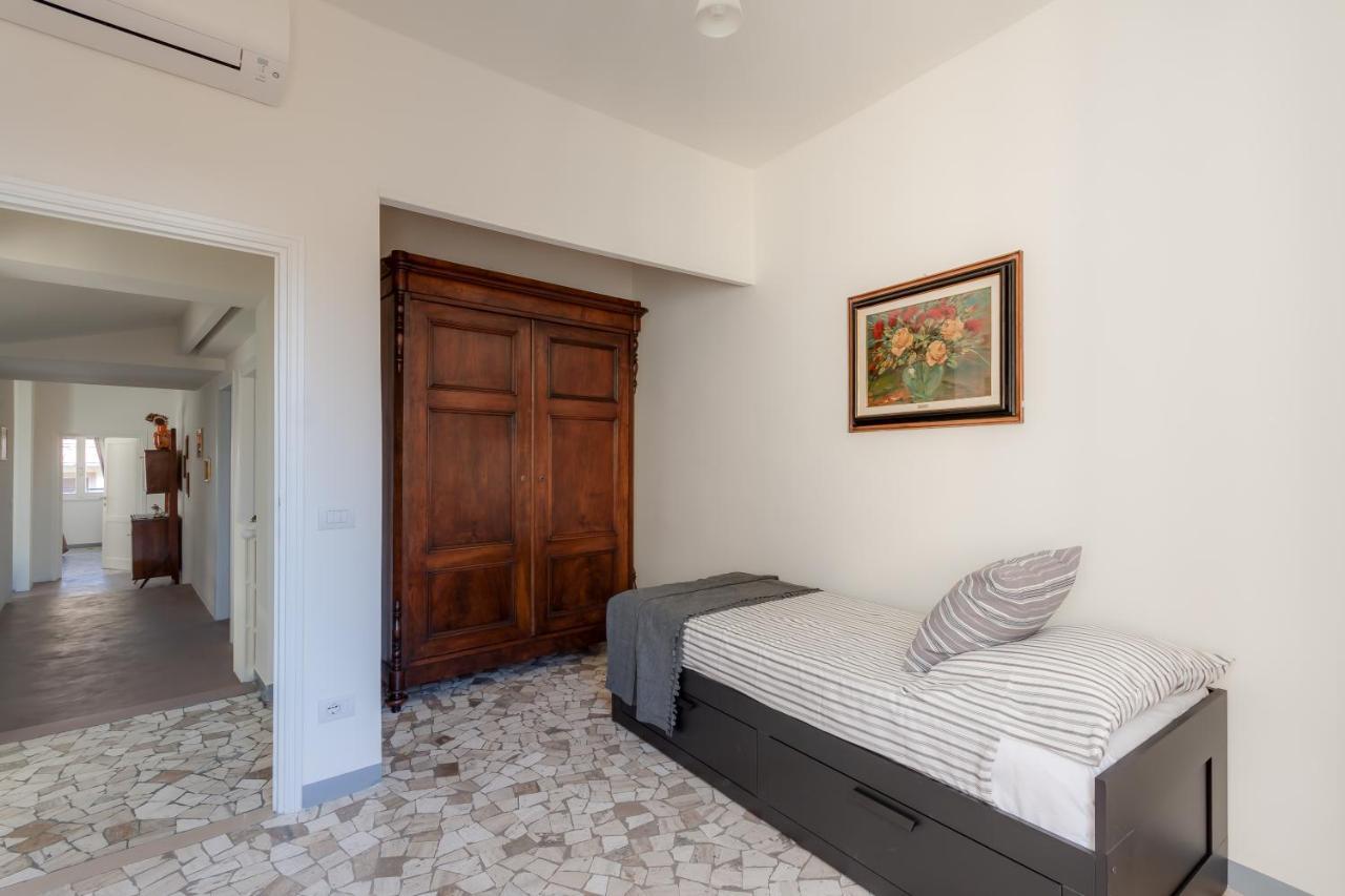 Apartments Florence - Santa Maria Balcony 외부 사진