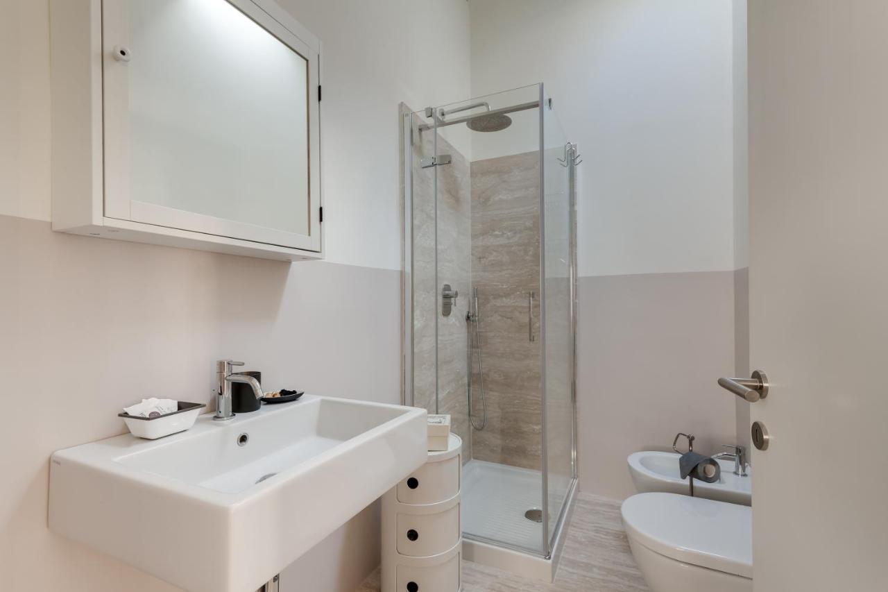 Apartments Florence - Santa Maria Balcony 외부 사진
